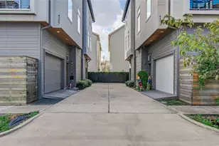 4311 Marina St, Houston, TX 77007 - Photo 2