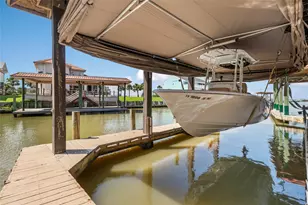 112 Starboard Dr, Dickinson, TX 77539 - Photo 32