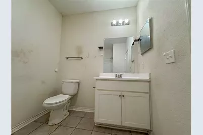 303 S 4th Street, Alvin, TX 77511 - Photo 18