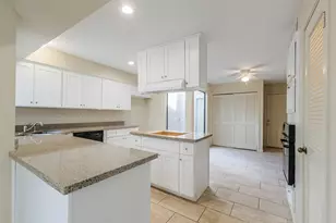 514 Shady Dale Dr, Stafford, TX 77477 - Photo 12