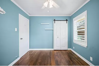 4717 Chrystell Lane, Houston, TX 77092 - Photo 16