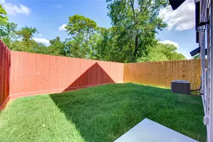 892 Paul Quinn St, Houston, TX 77091 - Photo 26