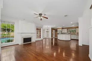 4802 Yorkshire St, Sugar Land, TX 77479 - Photo 16