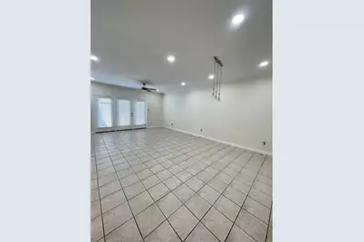 640 Wilcrest Drive #640, Houston, TX 77042 - Photo 16