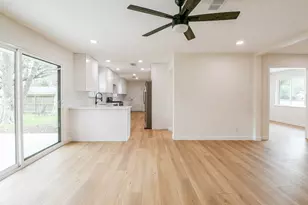 10902 Chimney Rock Rd, Houston, TX 77096 - Photo 8