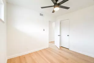 10902 Chimney Rock Rd, Houston, TX 77096 - Photo 18