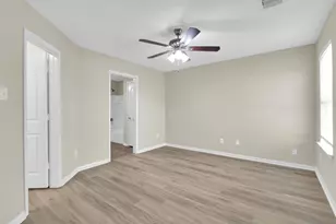 12302 Wavecrest Rd, Texas City, TX 77568 - Photo 20