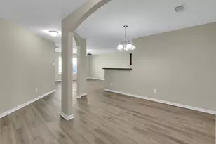 12302 Wavecrest Rd, Texas City, TX 77568 - Photo 10