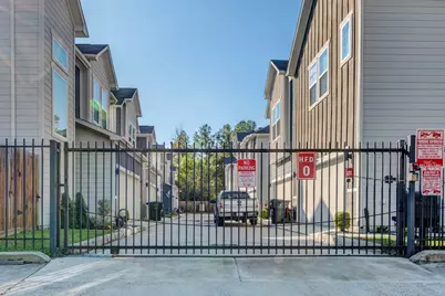 1181 W Tidwell Road #A, Houston, TX 77091 - Photo 2