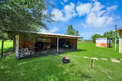 694 County Road 941, Alvin, TX 77511 - Photo 8
