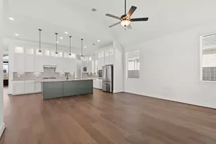 4726 Shelby Shr Dr, Texas City, TX 77591 - Photo 20