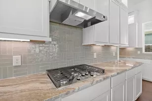 4726 Shelby Shr Dr, Texas City, TX 77591 - Photo 12