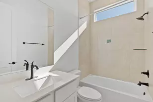 4726 Shelby Shr Dr, Texas City, TX 77591 - Photo 6