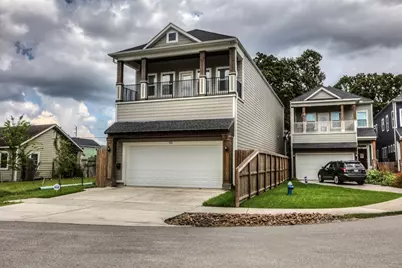 922 Alexander Street, Houston, TX 77008 - Photo 2