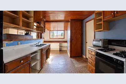 804 W Main Street, Baytown, TX 77520 - Photo 28
