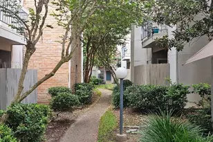 7900 N Stadium Dr, Houston, TX 77030 - Photo 12