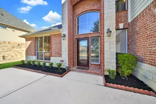 3615 Emerald Bay Ln, Sugar Land, TX 77498 - Photo 2