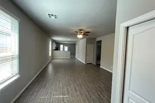 946 Redinger Ridge Dr, Huffman, TX 77336 - Photo 2