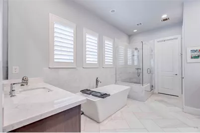 1323 Hunters Meadow Ln, Houston, TX 77055 - Photo 24