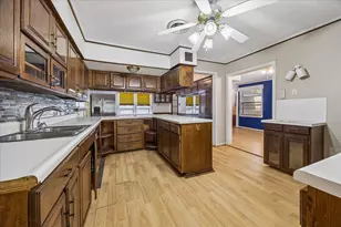 4029 Woodcraft St, Houston, TX 77025 - Photo 2