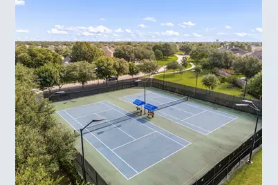 6200 Glenn Hills Lane, League City, TX 77573 - Photo 32