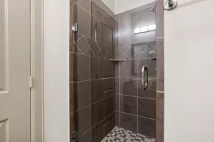 1218 Sandman St, Houston, TX 77007 - Photo 8