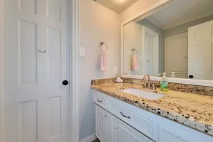 6235 Rolling Water Dr, Houston, TX 77069 - Photo 14