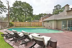 6235 Rolling Water Dr, Houston, TX 77069 - Photo 12