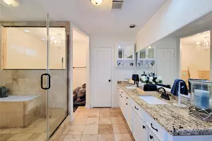 6235 Rolling Water Dr, Houston, TX 77069 - Photo 6