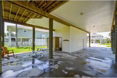 13823 Mutiny Lane, Galveston, TX 77554 - Photo 36