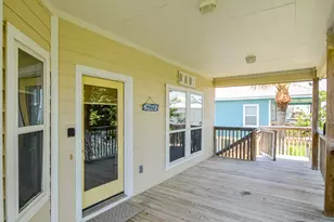 13823 Mutiny Ln, Galveston, TX 77554 - Photo 30