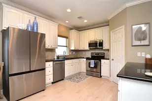 13823 Mutiny Ln, Galveston, TX 77554 - Photo 6