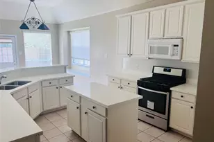 4722 Silverlake Dr, Sugar Land, TX 77479 - Photo 18
