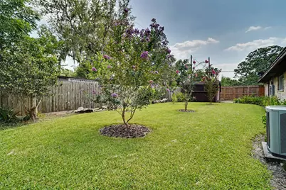 2301 Longwood Drive, Pearland, TX 77581 - Photo 26