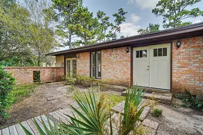 2301 Longwood Drive, Pearland, TX 77581 - Photo 2
