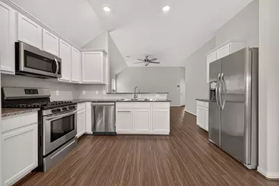 4827 Marigold Breeze Drive, Spring, TX 77386 - Photo 8