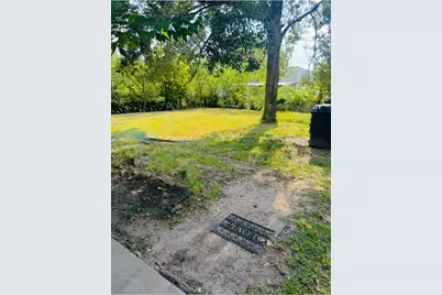 10313 E Blades Street, Houston, TX 77016 - Photo 22