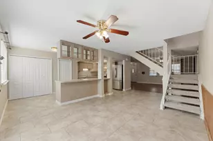 10556 Hammerly Blvd, Houston, TX 77043 - Photo 6