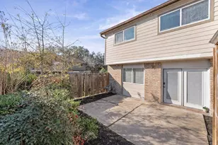 10556 Hammerly Blvd, Houston, TX 77043 - Photo 26