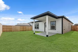 460 Long Br Dr, Dayton, TX 77535 - Photo 18