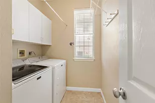 54 S Summer Cloud Dr, The Woodlands, TX 77381 - Photo 32