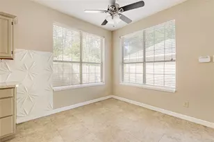 54 S Summer Cloud Dr, The Woodlands, TX 77381 - Photo 10
