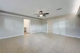 2315 Green Knoll Dr, Houston, TX 77067 - Photo 36