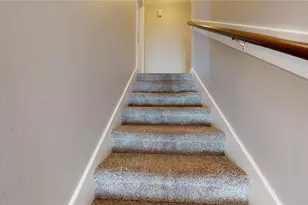2006 Marchwood Manor Dr, Houston, TX 77090 - Photo 32