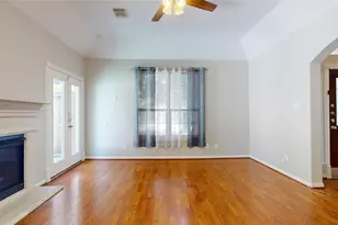 2006 Marchwood Manor Dr, Houston, TX 77090 - Photo 22