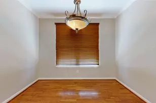 2006 Marchwood Manor Dr, Houston, TX 77090 - Photo 16