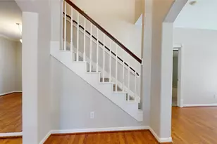 2006 Marchwood Manor Dr, Houston, TX 77090 - Photo 6