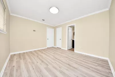 11830 Burlingame Drive, Houston, TX 77099 - Photo 12