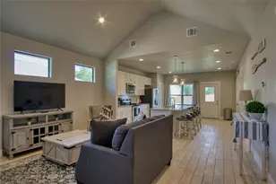 1247 Green Hill Dr, Canyon Lake, TX 78133 - Photo 16