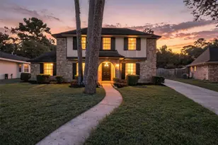 8119 Pine Green Ln, Humble, TX 77346 - Photo 2